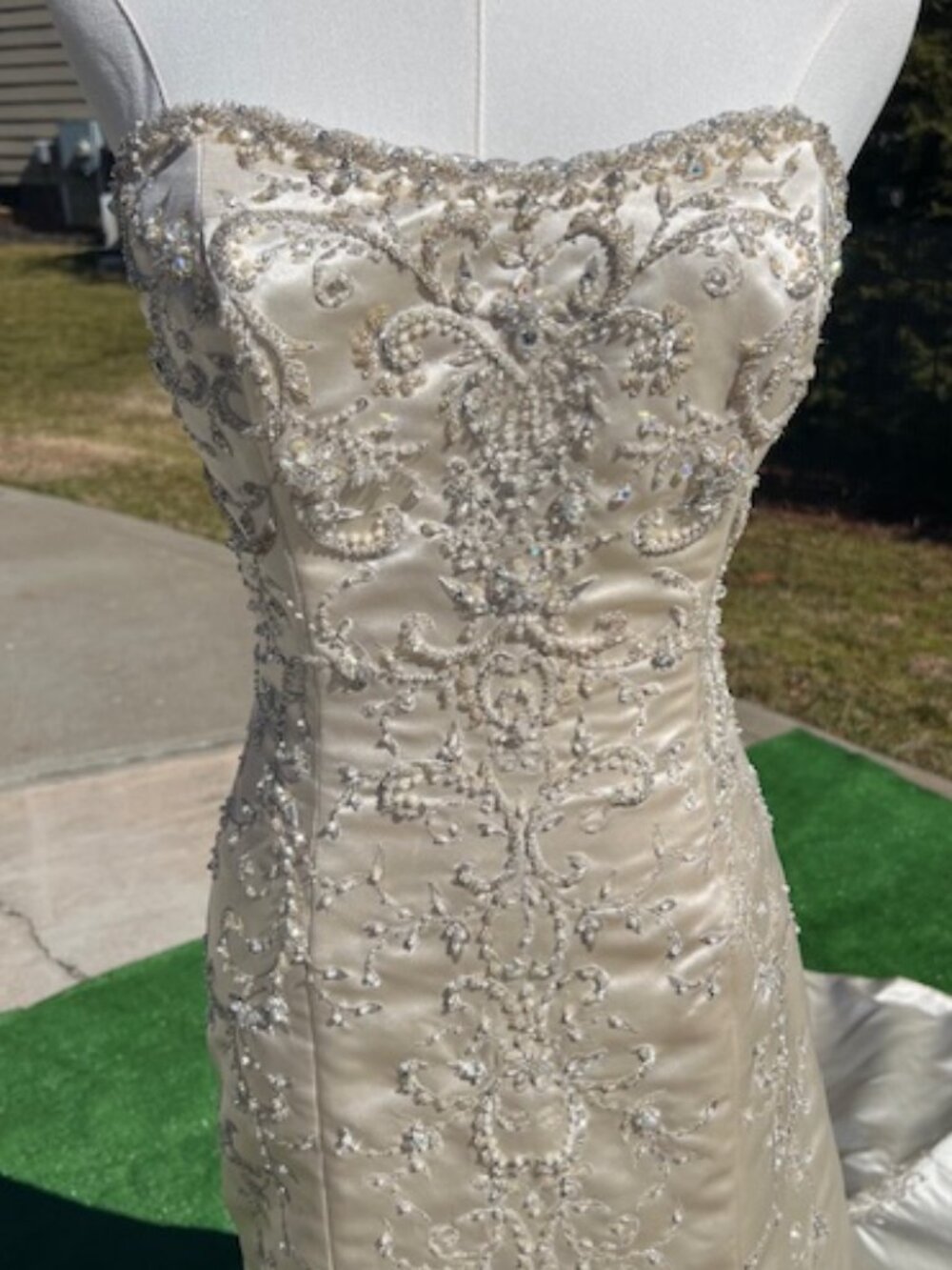 NWT Maggio Sotterio Strapless Satin Gown – Champagne & Pewter – Size 10 - Picture 5 of 16